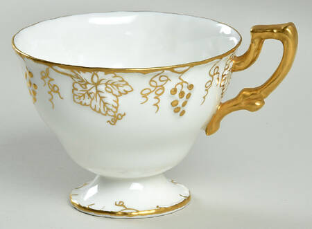 Vine Gold Footed Cup