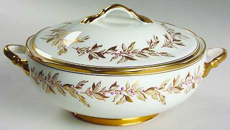 Almond Willow Round Covered Vegetable