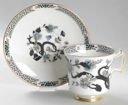 Black Mandarin Footed Cup & Saucer Set
