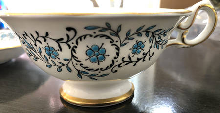 RCH12 Footed Cup