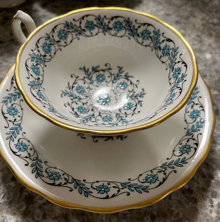 RCH12 Footed Cup & Saucer Set