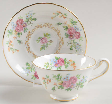 RCH5 Footed Cup & Saucer Set