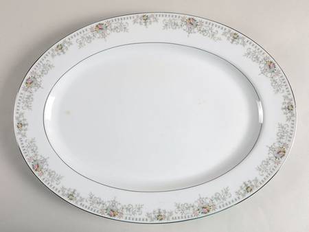 Alexis 16" Oval Serving Platter