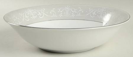 Mildred 9" Round Vegetable Bowl
