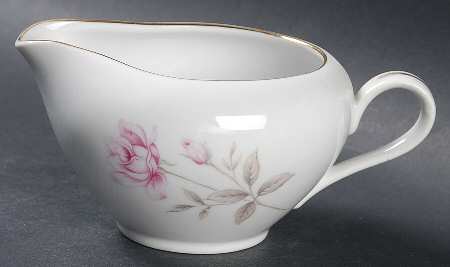 Regina Rose Creamer