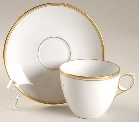 1222 Flat Cup & Saucer Set