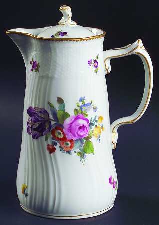 Saxon Flower (4) Chocolate Pot & Lid