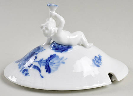 Blue Flowers Curved) Lid for Sauce Boat with Attached Underplate