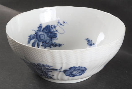 Blue Flowers Curved) 9" Salad Serving Bowl