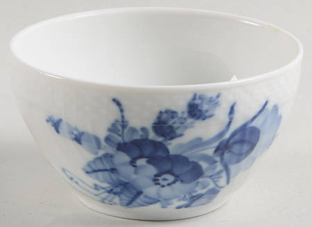 Blue Flowers Curved) Sugar Bowl No Lid