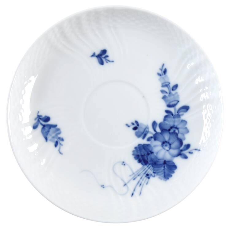 Blue Flowers Curved) Saucer for Flat Cup