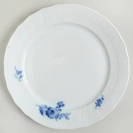 Blue Flowers Curved) Salad/Dessert Plate