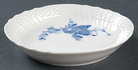 Blue Flowers Curved) Fruit/Dessert (Sauce) Bowl