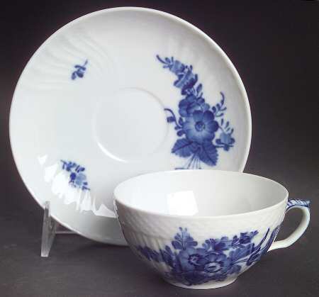 Blue Flowers Curved) Oversized Cup & Saucer Set