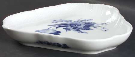Blue Flowers Curved) Triangular Cake Plate