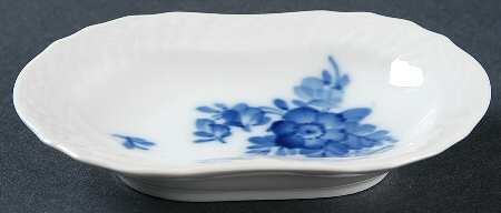 Blue Flowers Curved) 3" Oval Ashtray