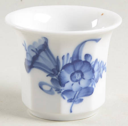 Blue Flowers Cigarette Holder