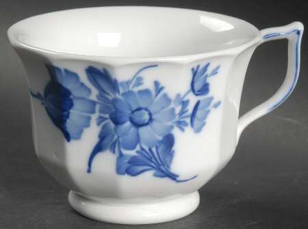 Blue Flowers Oversized Cup