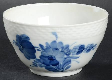 Blue Flowers Braided Cranberry Bowl
