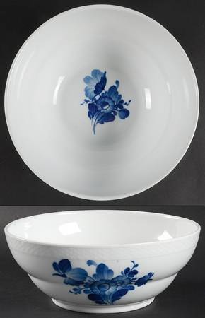 Blue Flowers Braided 9" Salad Serving Bowl