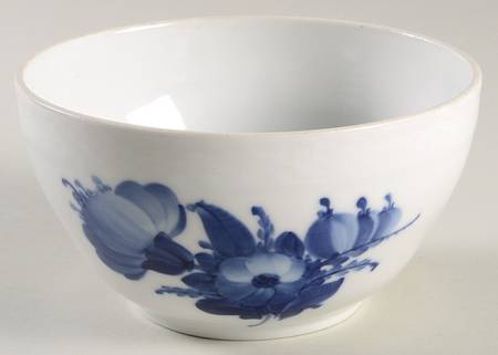 Blue Flowers Braided 5" Round Vegetable Bowl
