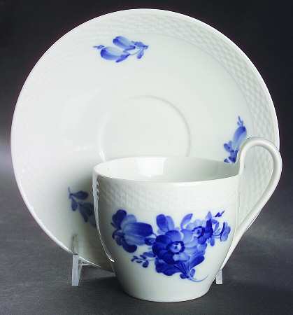 Blue Flowers Braided Oversized Cup & Saucer Set