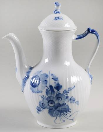 Blue Flowers Braided Coffee Pot & Lid
