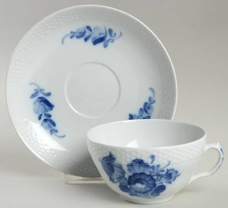 Blue Flowers Braided Breakfast Cup & Saucer Set