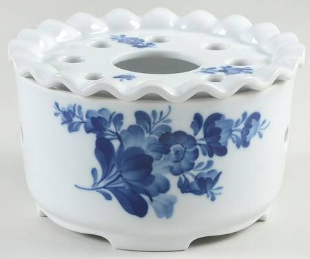Blue Flowers Braided 2 Piece Warmer Stand