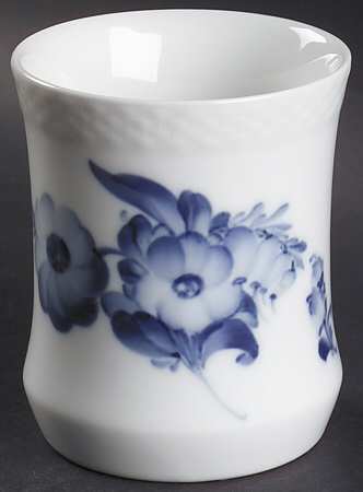 Blue Flowers Braided Round Cigar Cup