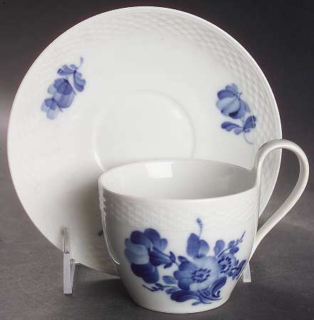 Blue Flowers Braided Flat Cup & Saucer Set