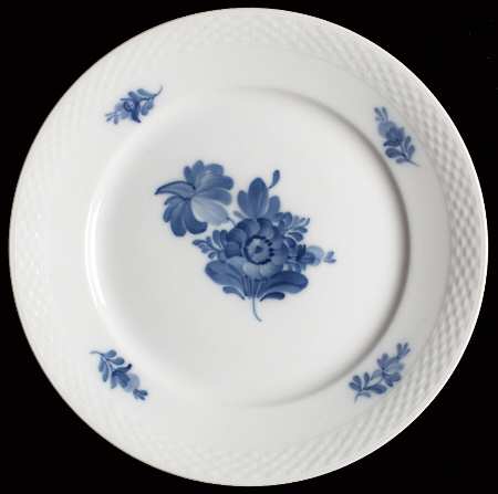 Blue Flowers Braided Salad/Dessert Plate