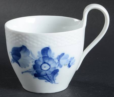 Blue Flowers Braided Oversized Cup