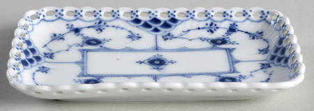 Blue Fluted Full Lace (No Trim) 5" Rectangular Tray