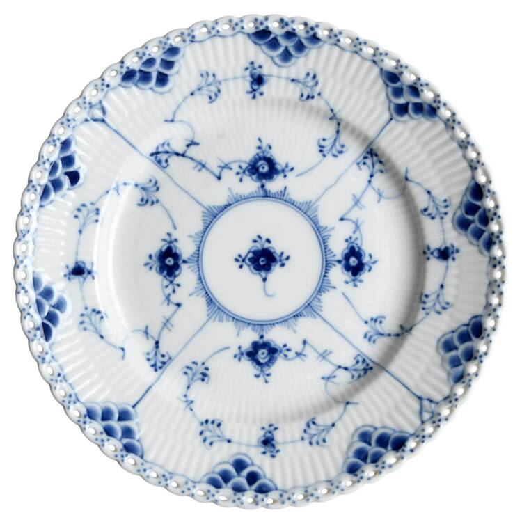 Blue Fluted Full Lace (No Trim) Salad Plate
