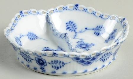 Blue Fluted Full Lace (No Trim) Double Salt Dip