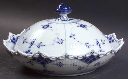 Blue Fluted Full Lace (No Trim) Muffin Dish & Lid