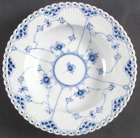 Blue Fluted Full Lace (No Trim) Large Rim Soup Bowl