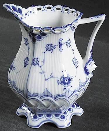 Blue Fluted Full Lace (No Trim) Creamer