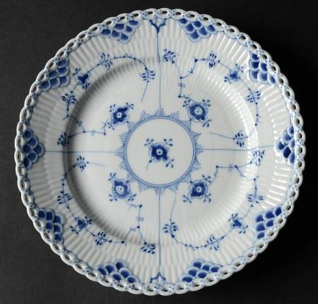 Blue Fluted Full Lace (No Trim) Salad Plate