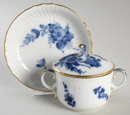 Blue Flowers (Curved, Gold) Flat Bouillon Cup and Saucer with Lid