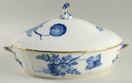 Blue Flowers (Curved, Gold) Oval Covered Vegetable