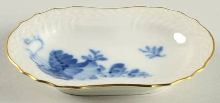 Blue Flowers (Curved, Gold) 3" Oval Ashtray