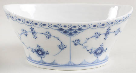 Blue Fluted Half Lace Border (No Trim) 5" Oval Bowl