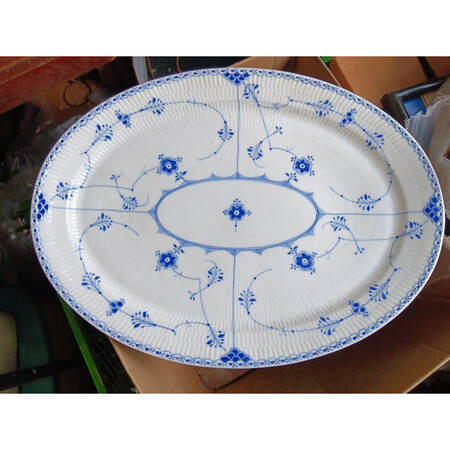 Blue Fluted Half Lace Border (No Trim) 18" Oval Serving Platter