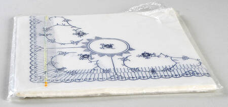 Blue Fluted Half Lace Border (No Trim) Package of Paper Dinner Napkins