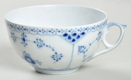 Blue Fluted Half Lace Border (No Trim) Flat Cup