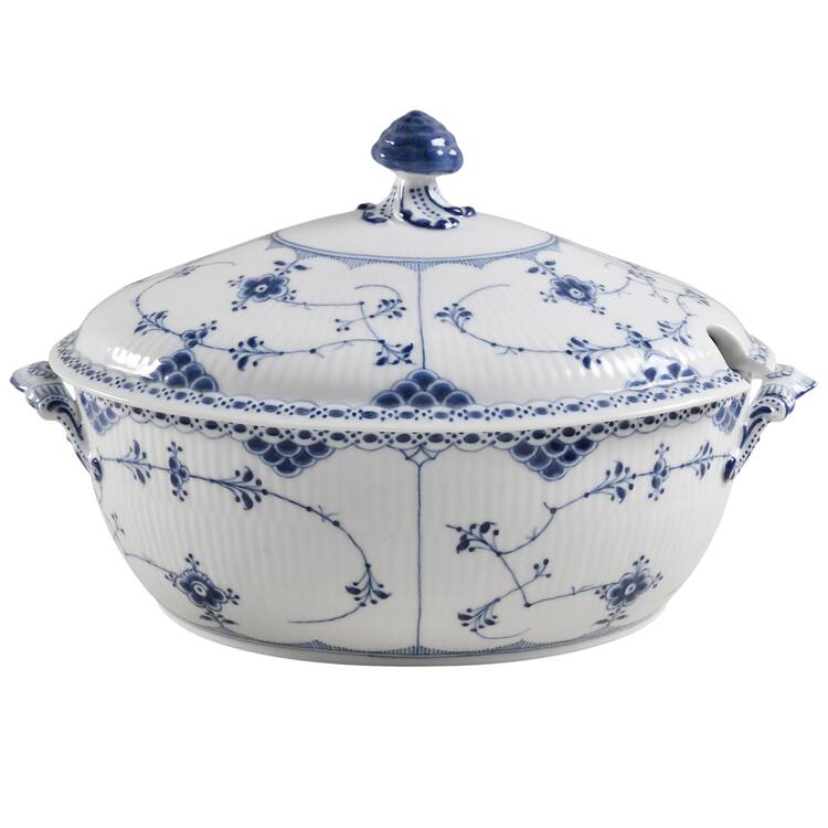 Blue Fluted Half Lace Border (No Trim) Oval Tureen & Lid
