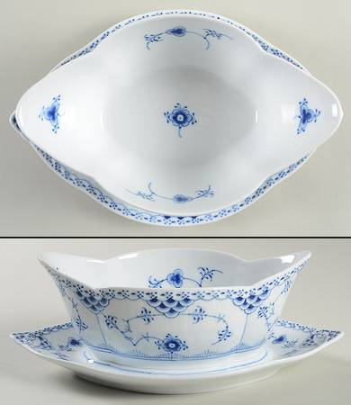 Blue Fluted Half Lace Border (No Trim) Gravy Boat with Attached Underplate