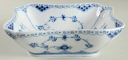 Blue Fluted Half Lace Border (No Trim) 8" Square Vegetable Bowl